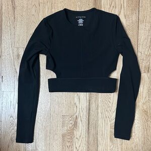 Elegant Black Long Sleeve Crop Top